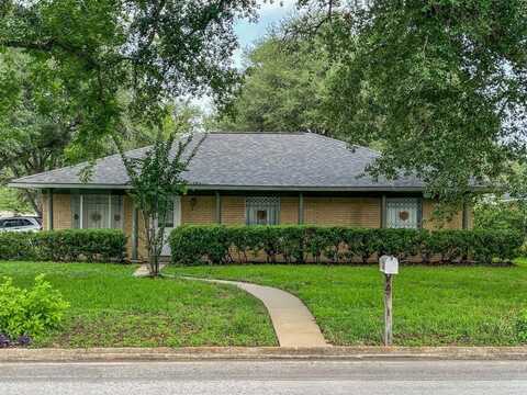1092 South Holland Street, Bellville, TX 77418