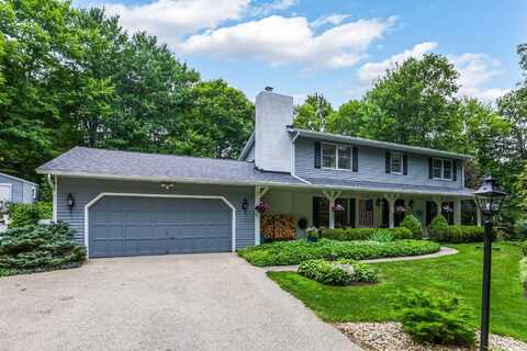 2211 Welsh Hills Road NE, Granville, OH 43023