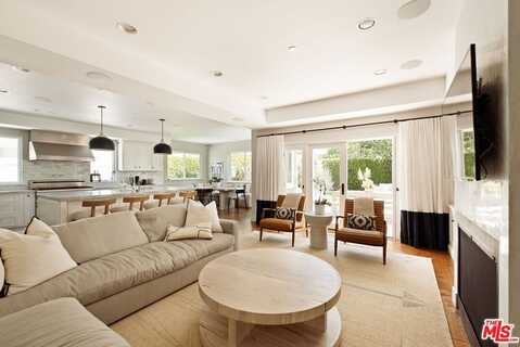 2468 Wellesley Ave, Los Angeles, CA 90064