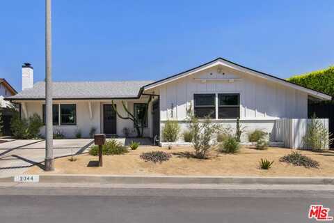 2044 Panamint Dr, Los Angeles, CA 90065