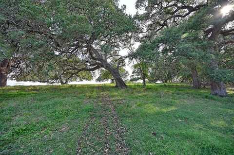 600 Artesian Park Lane, Brenham, TX 77833