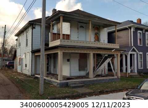 821 W Columbia Street, Springfield, OH 45504