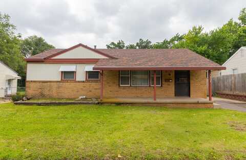 7307 E Lincoln, Wichita, KS 67206