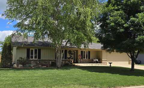 2108 Mound, Winfield, KS 67156