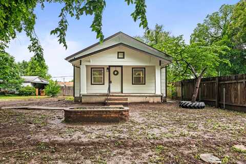 3027 N WELLINGTON PL, Wichita, KS 67204