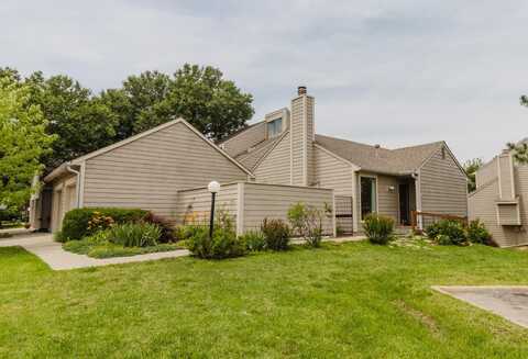 2221 N Bramblewood, Wichita, KS 67226