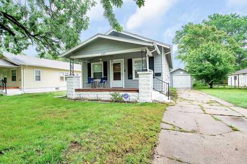 222 N Saint Clair Ave, Wichita, KS 67203