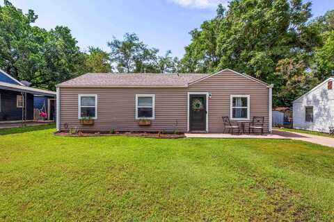 1229 E Charleston Dr, Park City, KS 67219