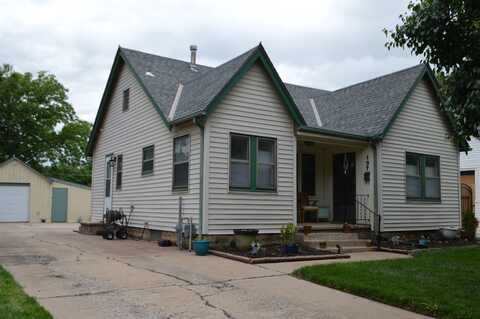 137 N Richmond Ave, Wichita, KS 67203