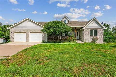 1102 E Rainbow Ct, Towanda, KS 67144