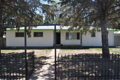 1013 W 12th St, Goodland, KS 67735