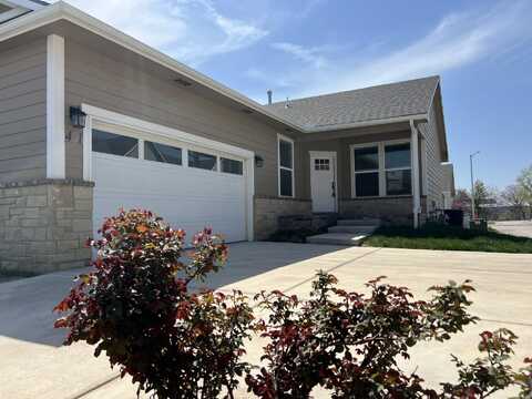 331 N 127th St E, Wichita, KS 67206