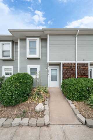 6725 W Shade LN, Wichita, KS 67212