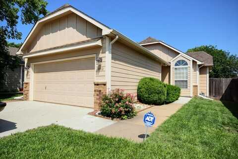 8712 E Parkmont Dr, Wichita, KS 67207