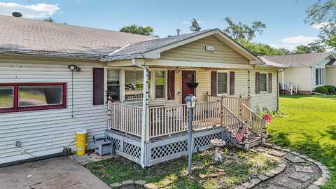 1546 Norwood, El Dorado, KS 67042