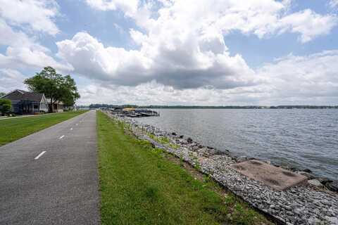 13580 Hollywood Boulevard NE, Millersport, OH 43046