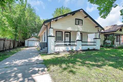 1047 N Porter Ave, Wichita, KS 67203
