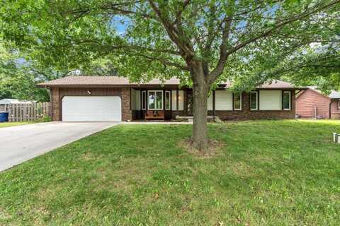 125 E Wagon Rd, Rose Hill, KS 67133