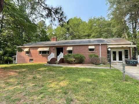 412 W High Street, South Hill, VA 23970