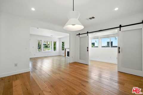1054 S Plymouth Blvd, Los Angeles, CA 90019