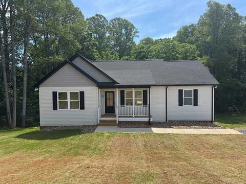 2350 Spring Grove Rd, Appomattox, VA 24593