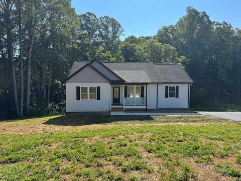 2350 Spring Grove Rd, Appomattox, VA 24593