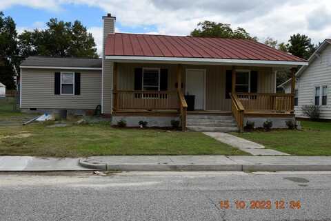 209 ACADEMY AVE, Blackstone, VA 23824