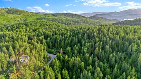 818 Delaney Drive, Sagle, ID 83860