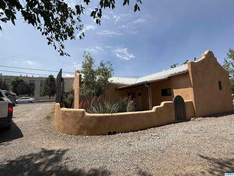 614 W 12th Street, Silver City, NM 88061