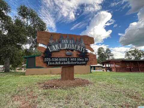 863 Highway 35, Lake Roberts, NM 88049