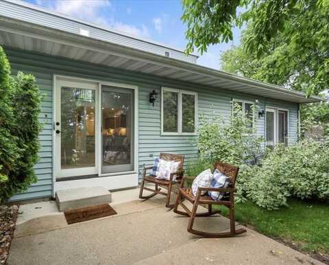 1109 McKenna Boulevard, Madison, WI 53719