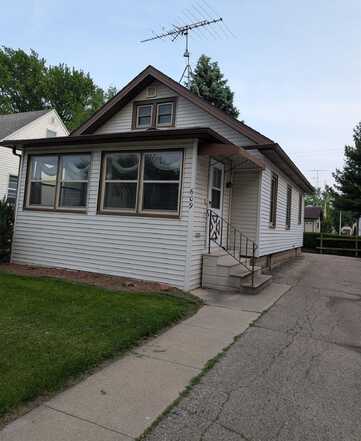 609 E Franklin Street, Waupun, WI 53963