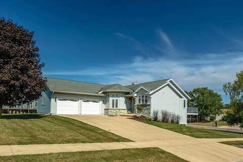 1227 N 3rd Street, Monroe, WI 53566