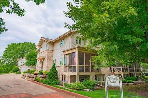 14 Wood Brook Way, Fitchburg, WI 53711