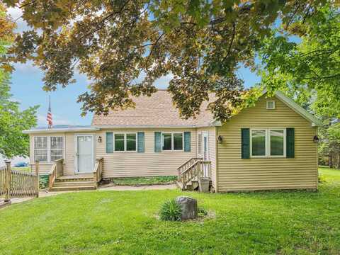 E14485 Baltic Avenue, Merrimac, WI 53561