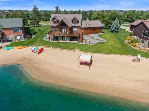 N8092 15th Avenue, New Lisbon, WI 53950