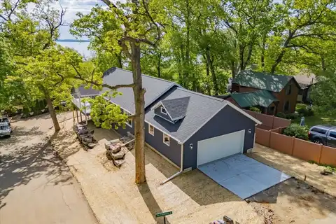 103 Lake Court, Edgerton, WI 53534