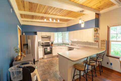 N3342 Hickory Road, Lake Geneva, WI 53147