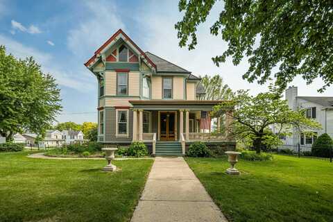 1222 11th Street, Monroe, WI 53566