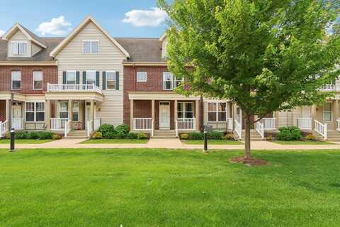 63 S Gardens Way, Fitchburg, WI 53711