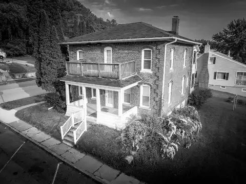 101 Washington Street, Wonewoc, WI 53968