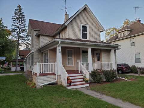 701 E Main Street, Reedsburg, WI 53959