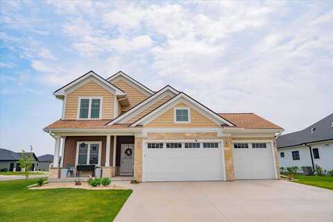 204 Chickadee Lane, Sauk City, WI 53583