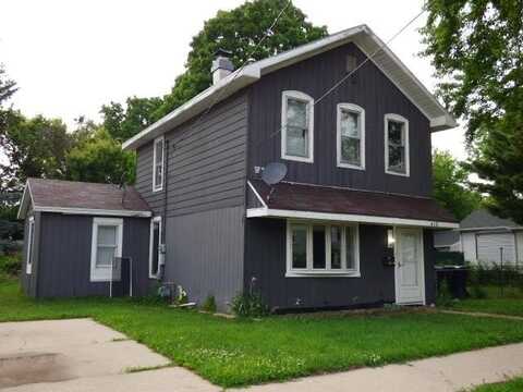 418 Lincoln Street, Janesville, WI 53547