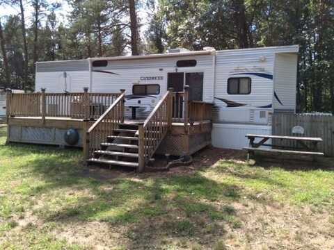 437 Sir Winston Trail, Nekoosa, WI 54457