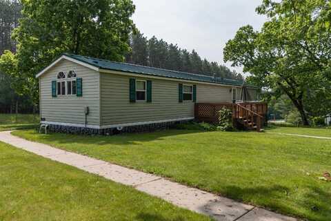 251 Oak Street, Oxford, WI 53952