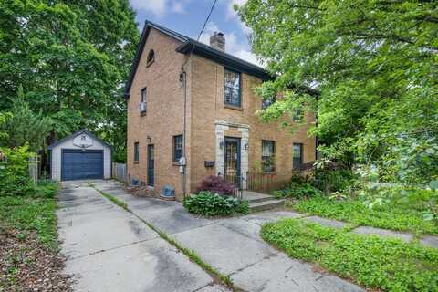 1208 E Milwaukee Street, Janesville, WI 53545