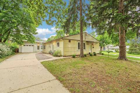 3553 Heather Crest, Madison, WI 53705