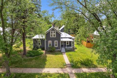420 4th Street, Baraboo, WI 53913