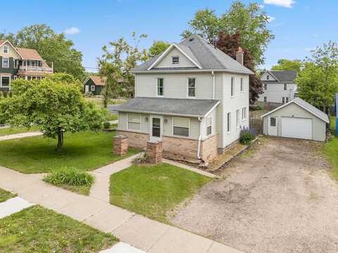 246 Laurel Street, Reedsburg, WI 53959